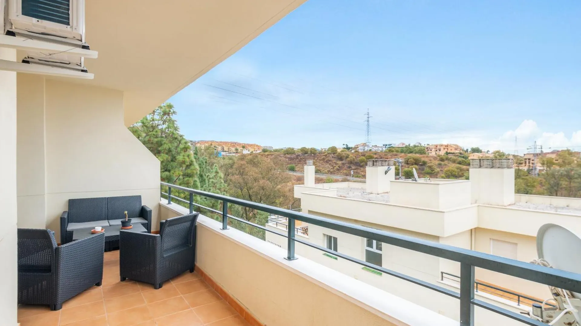 Apartment Renthas Calahonda Beach Malaga